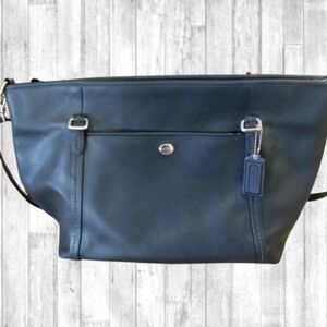 COACH Authentic Black Peyton Leather Pocket Tote F25667, W/O Short Handles
